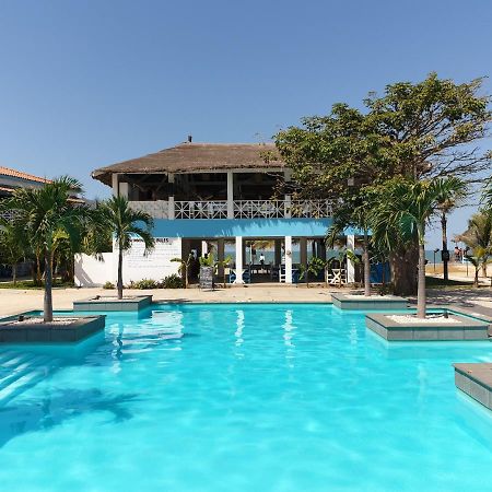 Djembe Beach Resort Kololi Exteriör bild