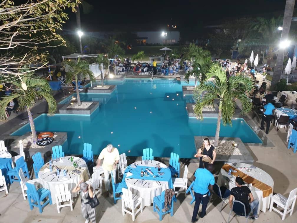 Djembe Beach Resort Kololi Exteriör bild