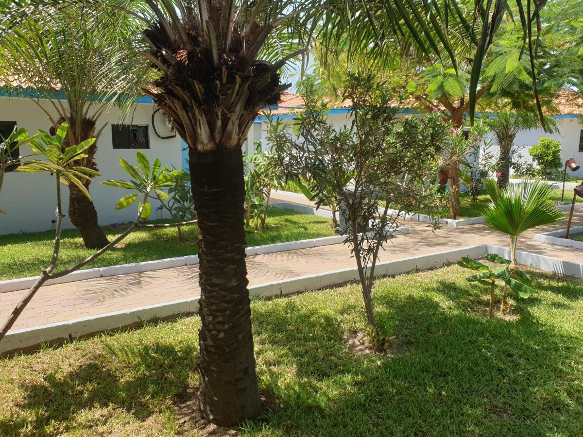 Djembe Beach Resort Kololi Exteriör bild