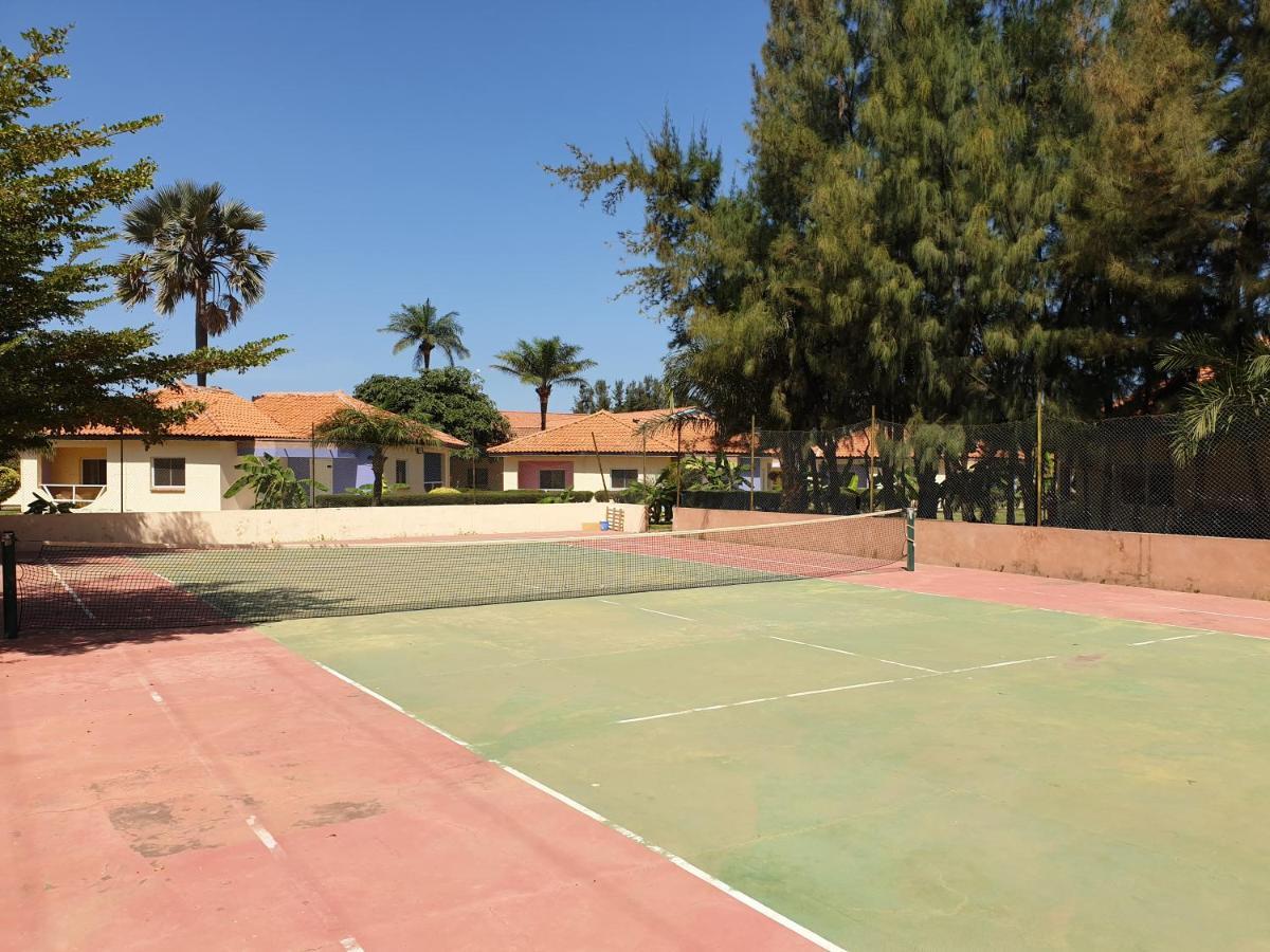 Djembe Beach Resort Kololi Exteriör bild