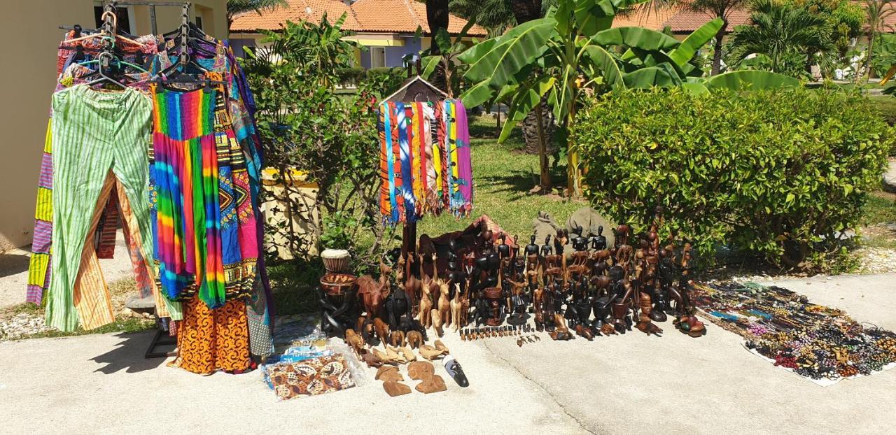 Djembe Beach Resort Kololi Exteriör bild
