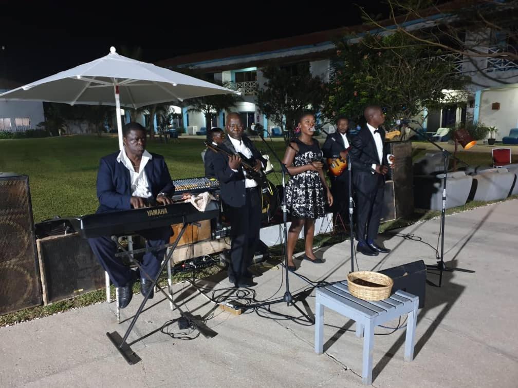 Djembe Beach Resort Kololi Exteriör bild