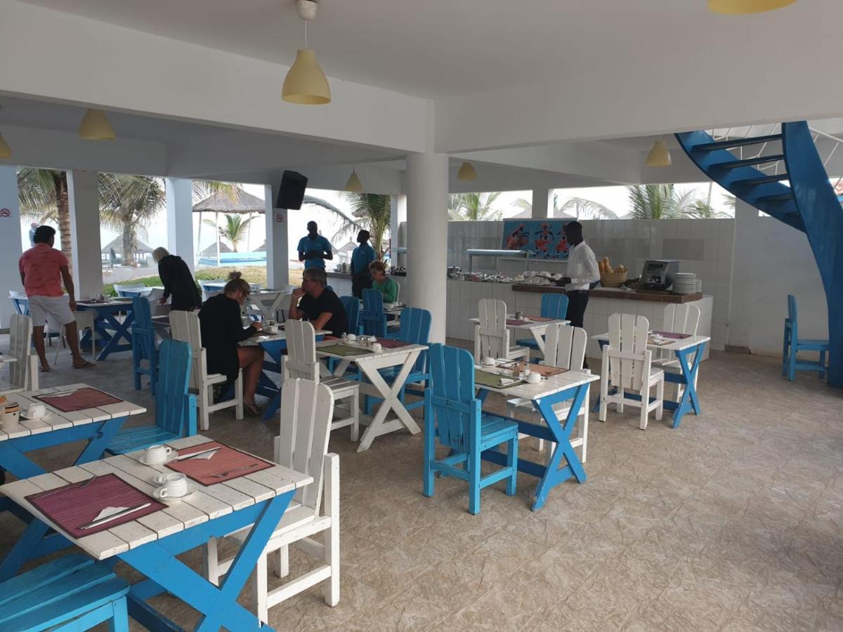 Djembe Beach Resort Kololi Exteriör bild